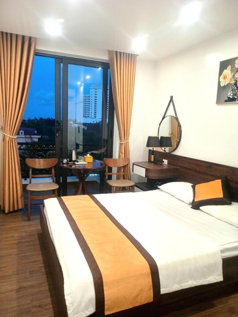 Quang Minh Hotel Tho Son Exterior photo