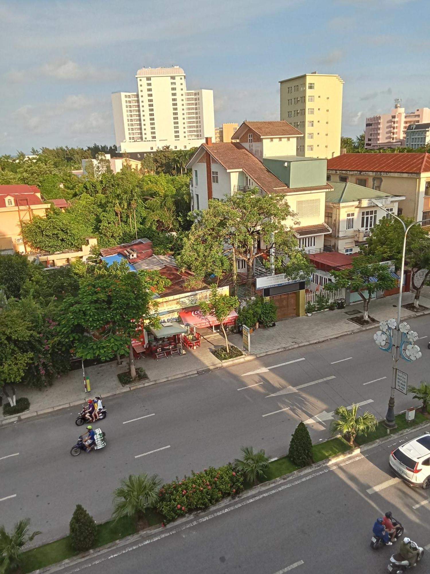 Quang Minh Hotel Tho Son Exterior photo